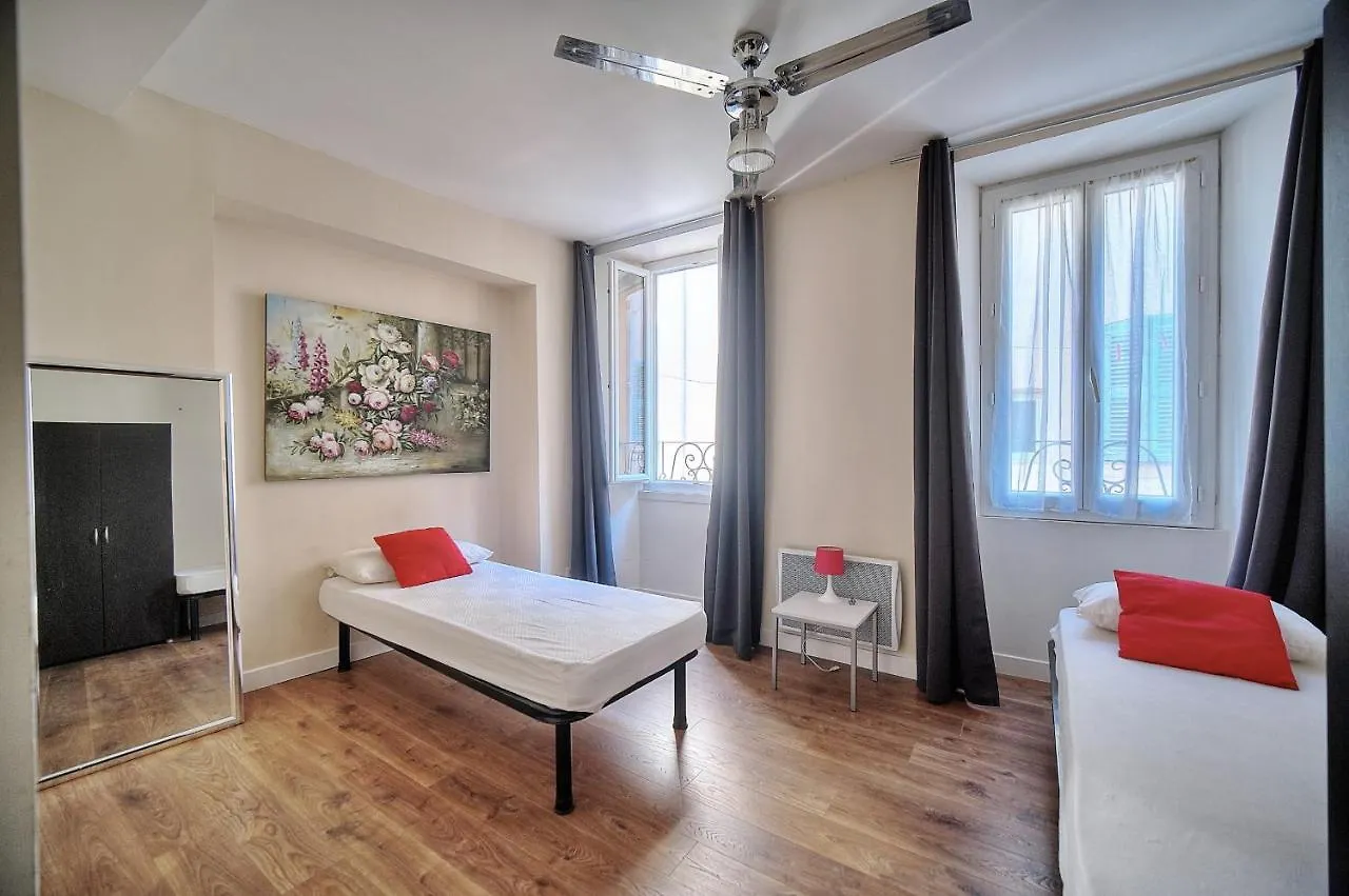 Appartement Spacieux Proche Des Plages - A2B105 Cannes 0*,  Frankrig
