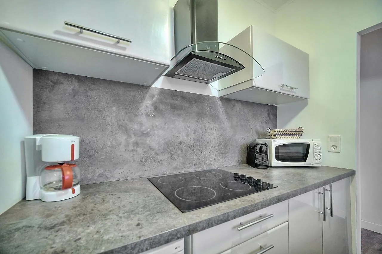 Appartement Spacieux Proche Des Plages - A2B105 Cannes 0*,