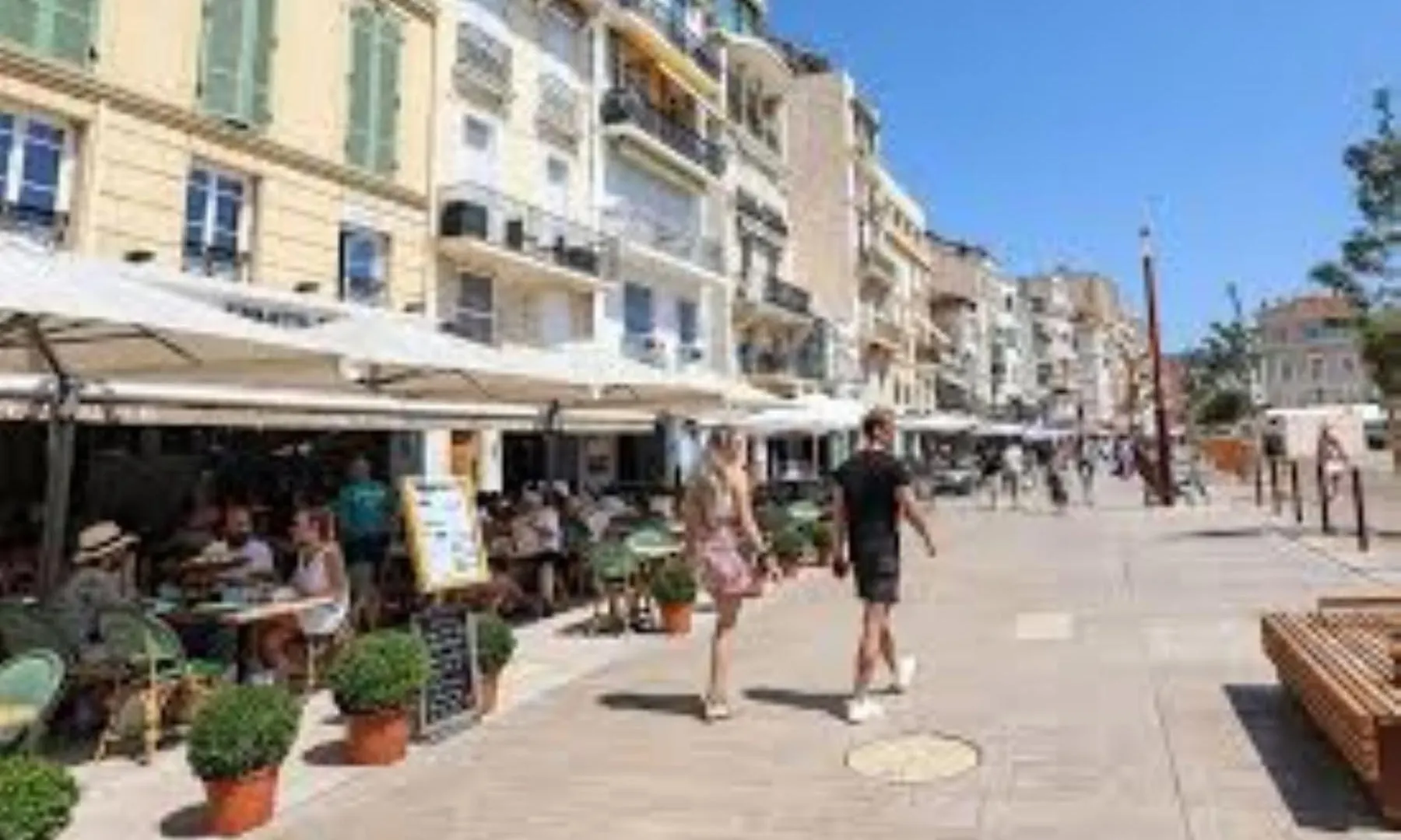 Appartement Spacieux Proche Des Plages - A2B105 Cannes 0*,  Frankrig